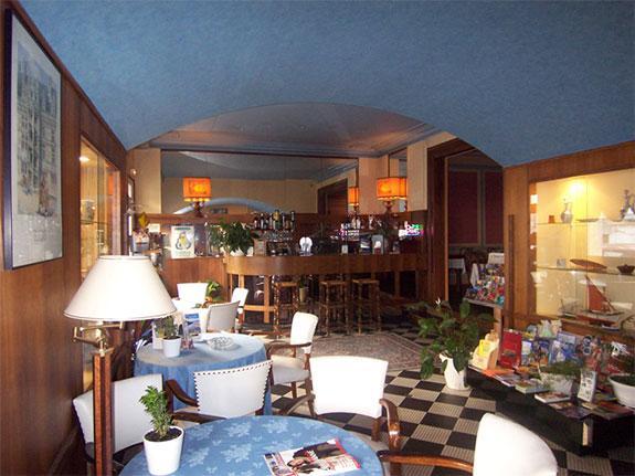 Terminus Hotel Tours Restaurant billede