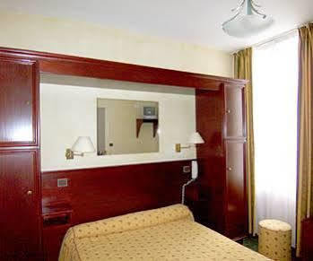 Terminus Hotel Tours Eksteriør billede